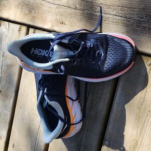 Hoka One One Women’s 7 Clifton 7